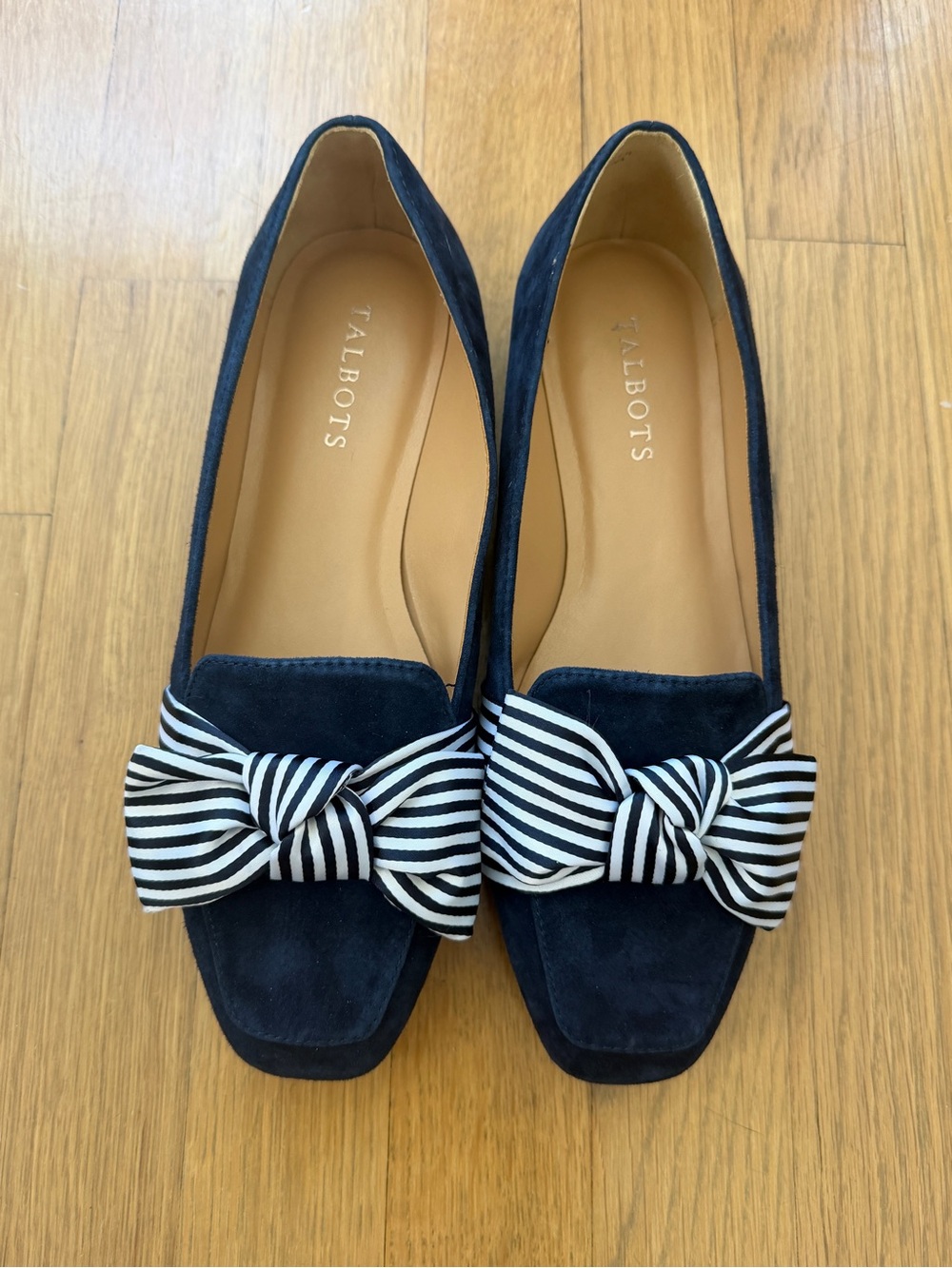 Talbots Stella Soft Bow Indigo Blue Suede Loafers 8W